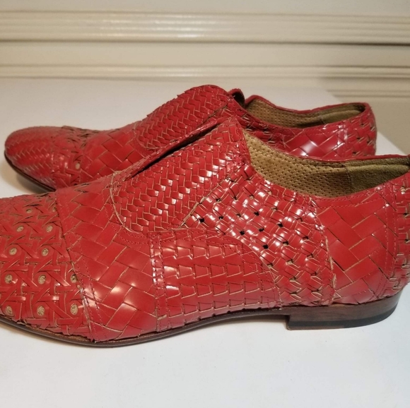 RAPARO Red Oxfords, Size 8 - Picture 2 of 7